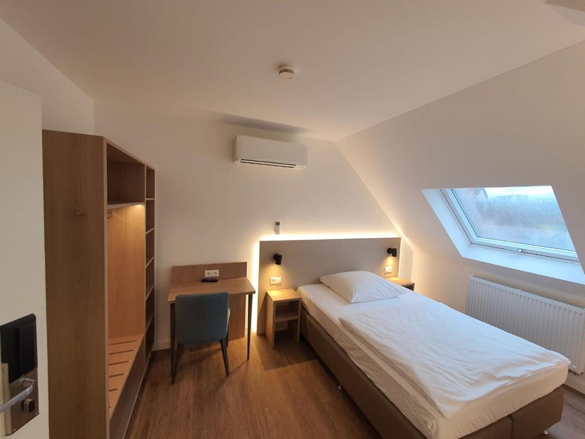 Hotel Zur Traube Moglingen المظهر الخارجي الصورة